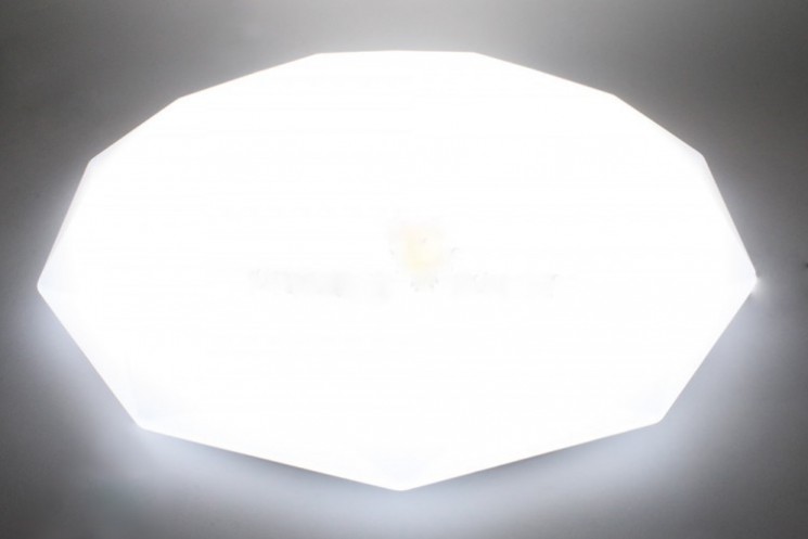Управляемый светодиодный светильник Moda Luma Diamond 25w с пультом