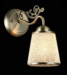 Бра Maytoni RC017-WL-01-R