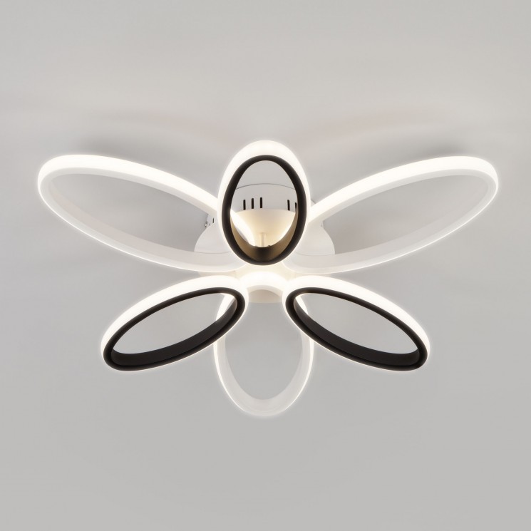 Потолочный светильник  Eurosvet Blade 90137/6 белый/чёрный