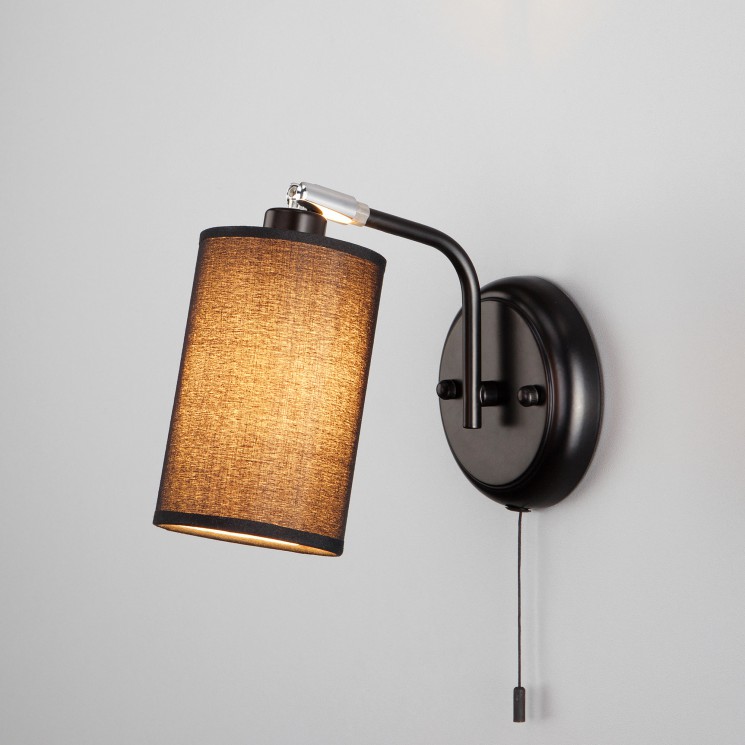 Настенный светильник Eurosvet 70072/1 черный Duetto