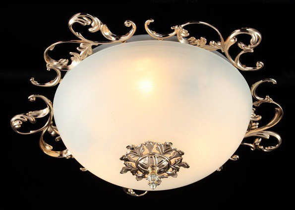 Светильник Maytoni CL900-03-G