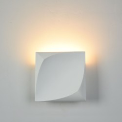 Бра Maytoni C198-WL-01-3W-W Pero