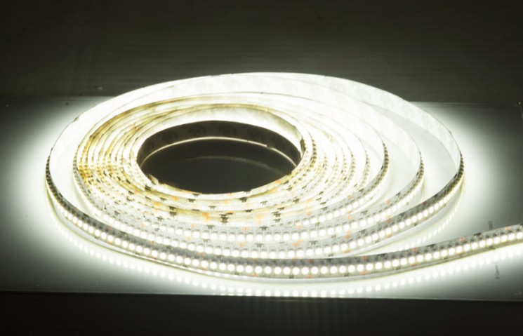 Светодиодная лента Donolux DL-18331/White-24-240