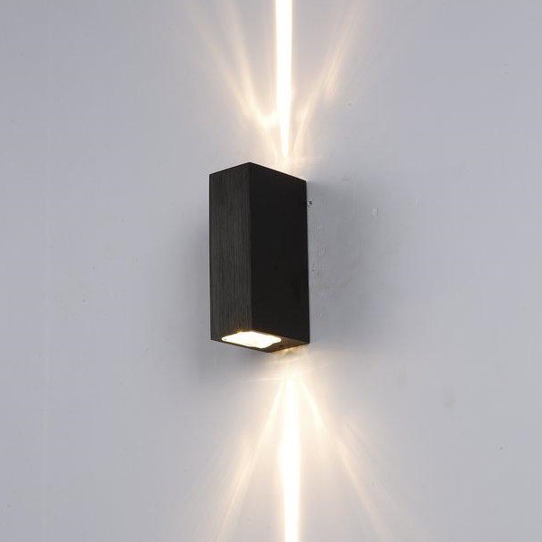 Светильник настенный ITALLINE IT01-A150/2 black