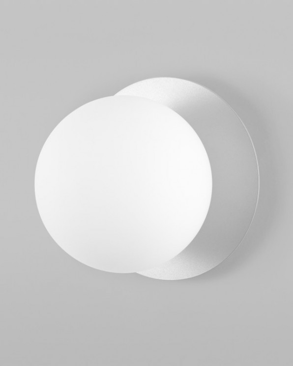 Бра Moderli V2059-W Covey