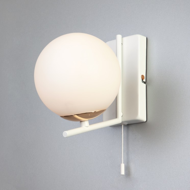 Настенный светильник Eurosvet 70092/1 белый Lucas