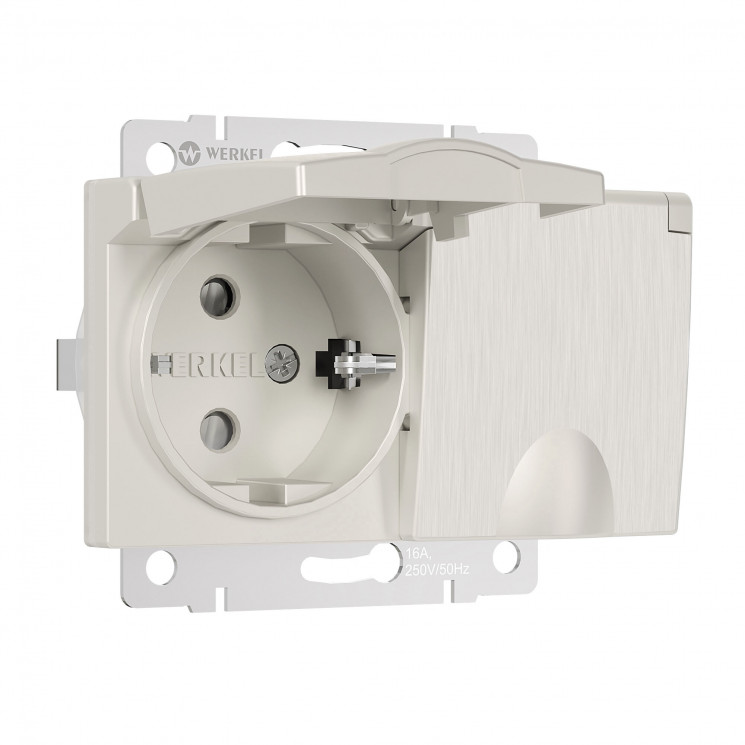 Розетка двойная влагозащ. с зазем. с защит. крышками и шторками (перламутровый рифленый) W1172213 Werkel