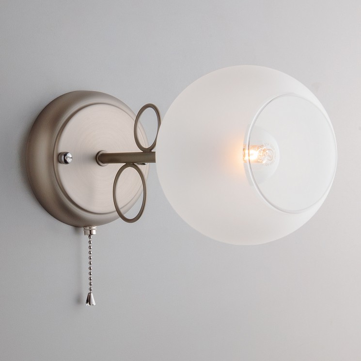 Настенный светильник Eurosvet 70095/1 сатин-никель Tondo