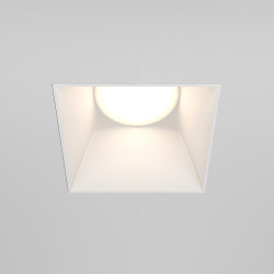 Встраиваемый светильник Maytoni Technical DL051-01-GU10-SQ-W