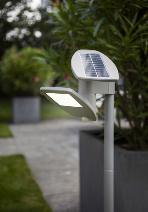 На солнечных батареях светильник Lutec P9011-1030 Spike S SOLAR